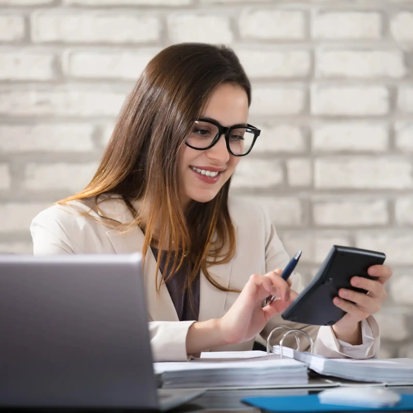 Best Accountant Website Services in Dubai | Adwhs Solutions 2025